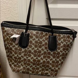 Coach Taxi Tote Bag Purse Brown Black NEW